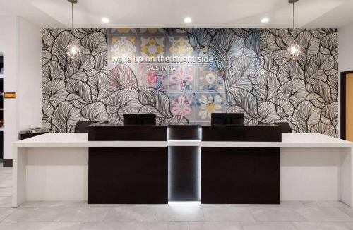McNeil Hotel | La Quinta Inn & Suites by Wyndham Austin Parmer Tech Ridge