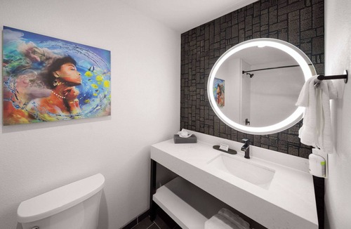 McNeil Hotel | La Quinta Inn & Suites by Wyndham Austin Parmer/Tech Ridge