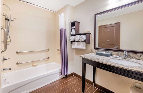 Clinton Hotel | La Quinta Inn & Suites by Wyndham Clinton Historic Route 66