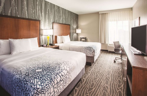 Duluth Hotel | La Quinta Inn & Suites by Wyndham Duluth