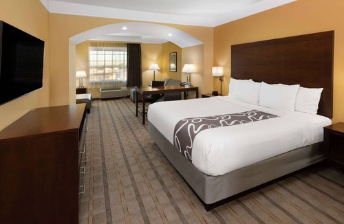 Barker Hotel | La Quinta Inn & Suites by Wyndham Houston NW Beltway8/WestRD