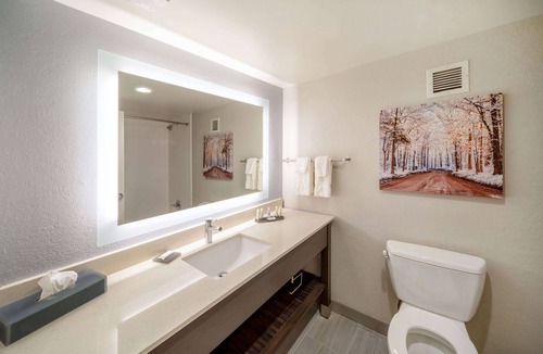 Jonesboro Hotel | La Quinta Inn & Suites by Wyndham Jonesboro