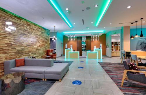 Lakeway Hotel | La Quinta Inn & Suites by Wyndham Lakeway