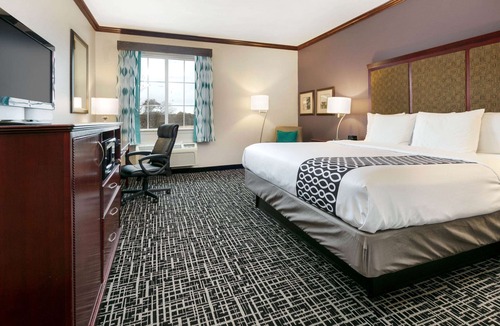 Lindale Hotel | La Quinta Inn & Suites by Wyndham Lindale