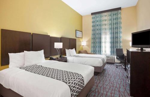 Pasadena Hotel | La Quinta Inn & Suites By Wyndham Houston Pasadena North
