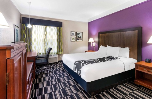 Roswell Hotel | La Quinta Inn & Suites by Wyndham Roswell