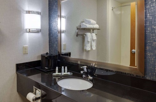 Edmond Hotel | La Quinta Inn & Suites by Wyndham Edmond
