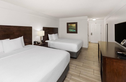 Laredo Hotel | La Quinta Inn & Suites by Wyndham Laredo Airport