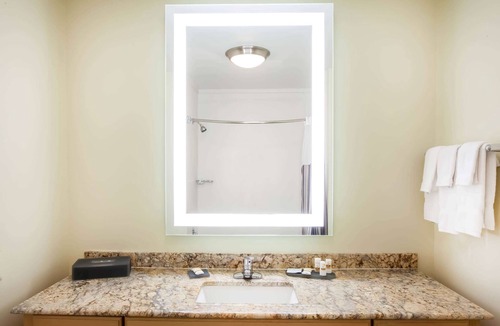 Odessa Hotel | La Quinta Inn & Suites by Wyndham Odessa North