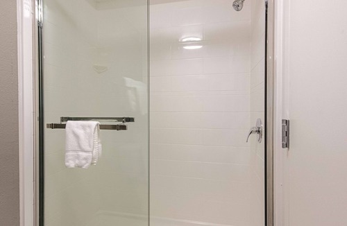 Portland Hotel | La Quinta Inn & Suites by Wyndham Portland DT/Maine Med