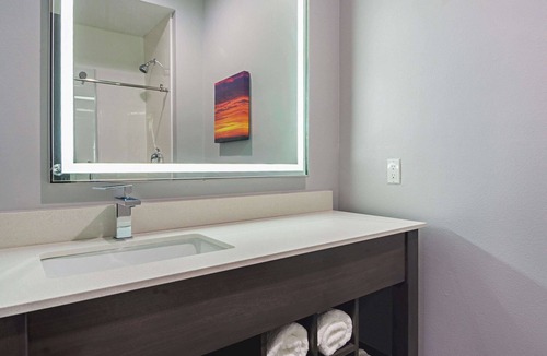 Wylie Hotel | La Quinta Inn & Suites by Wyndham Dallas - Wylie