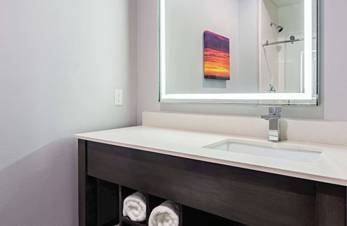 Wylie Hotel | La Quinta Inn & Suites by Wyndham Dallas - Wylie