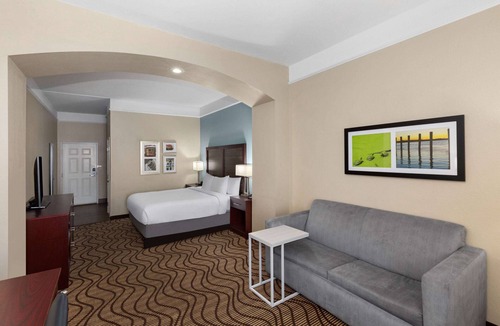 Bayou Cane Hotel | La Quinta Inn & Suites by Wyndham Houma