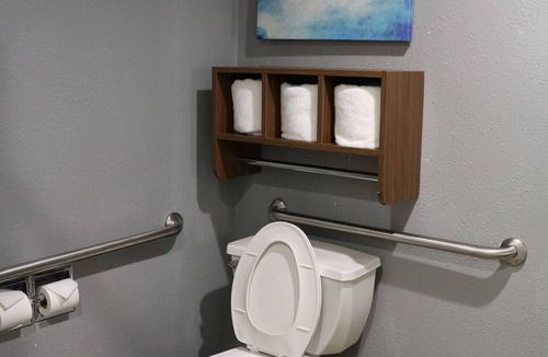 Gurnee Hotel | La Quinta Inn & Suites by Wyndham Chicago Gurnee