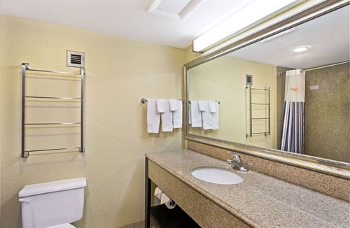 Salina Hotel | La Quinta Inn & Suites by Wyndham Salina