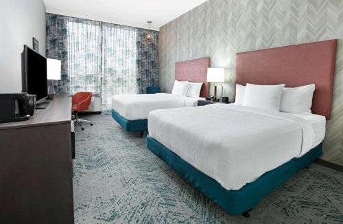 Euless Hotel | La Quinta Inn & Suites DFW West-Glade-Parks