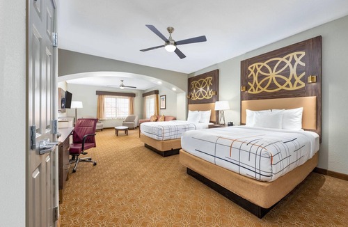 Marble Falls Hotel | La Quinta Inn & Suites by Wyndham Marble Falls