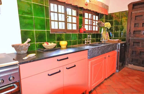 Menerbes House | La Réalière by Interhome