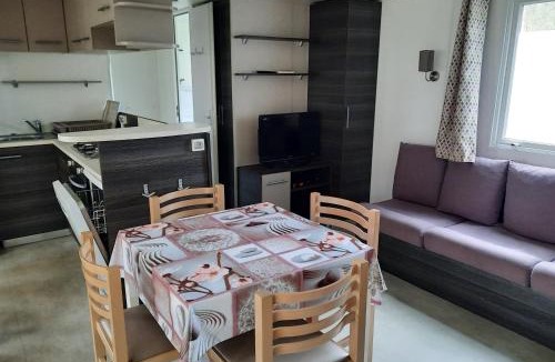 Gastes Apartment | La Réserve 4 étoiles à GASTES emplacement 543 3CH 2SDB 6 personnes