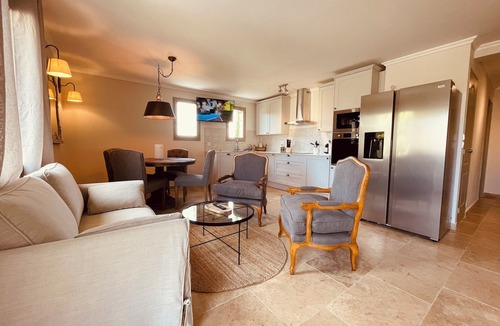 Vaugines Apartment | La Réserve Provence