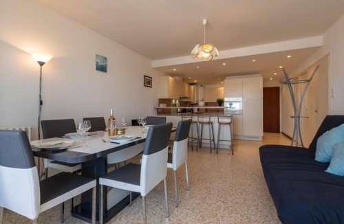 Le Grau-Du-Roi Apartment | La Résidence de la Mer by Interhome