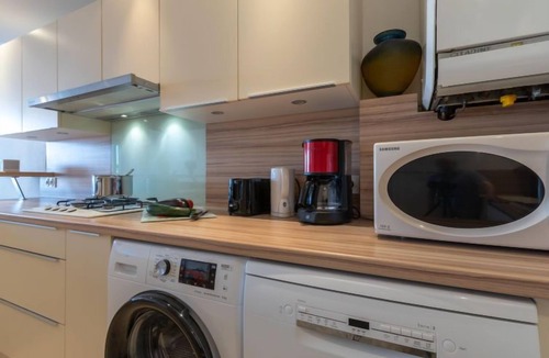 Le Grau-Du-Roi Apartment | La Résidence de la Mer by Interhome