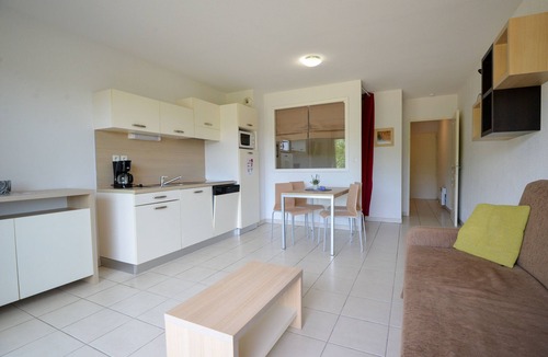 Azille Apartment | La Résidence du Château de Jouarres
