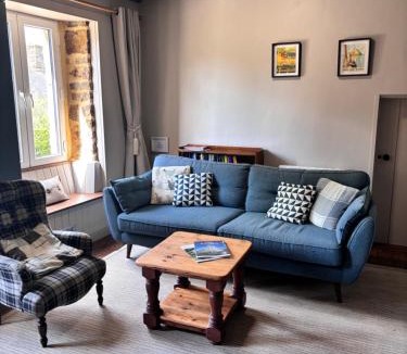 Passais-Villages House | La Ramée - 2 bedroom - Wi-Fi - Garden - Parking