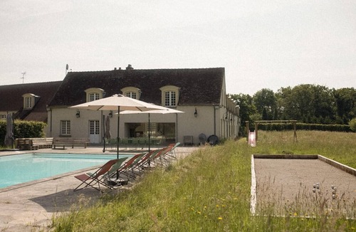 Poigny la Foret Villa | La Rambolitaine .