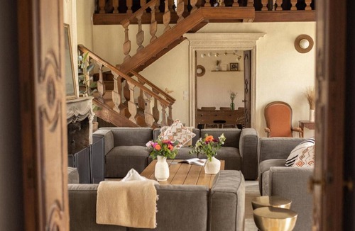 Poigny la Foret Villa | La Rambolitaine .