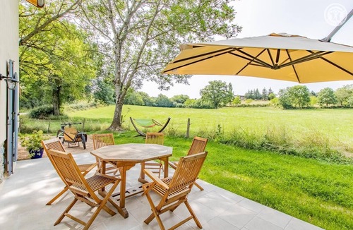 Berze-le-Chatel House | la Randonneuse - Berze LE Chatel