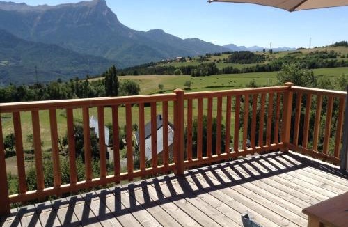 Puy-Sanieres Apartment | La Rawette