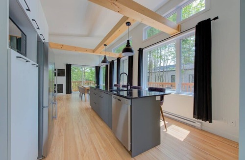 Pont-Rouge Ski Chalet | La Relâche | Nature & Relaxation | Pet Friendly