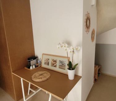 Calvisson Bed & Breakfast | La Remise chambre d'hôtes