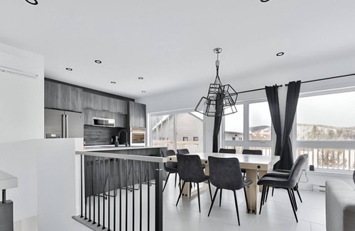 Saint Come Ski Chalet | La Remontée | Lake and Spa