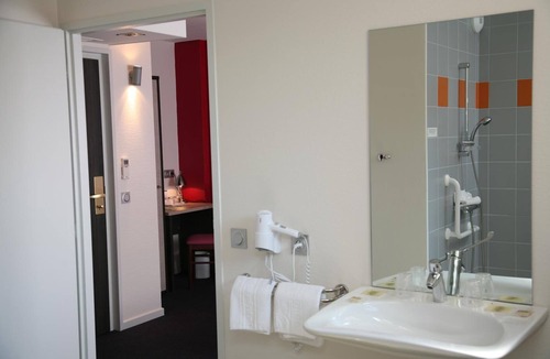 Baccarat Hotel | La Renaissance