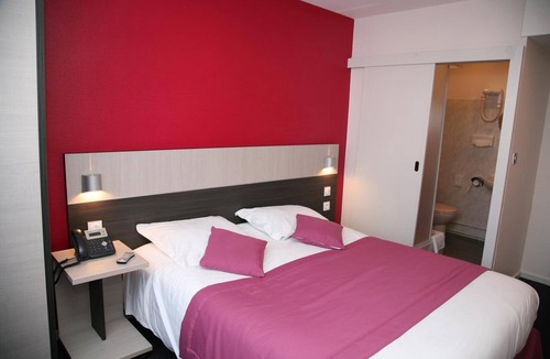 Baccarat Hotel | La Renaissance