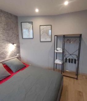 Conde-sur-Noireau Hotel | La Renaissance