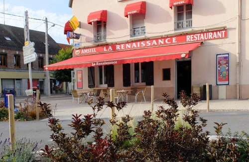 Marigny-le-Chatel Hotel | La Renaissance