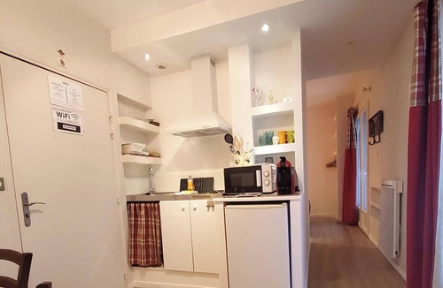 Lourdes House | La Residence Au Berceau de Bernadette