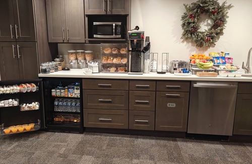 Northwest Bellevue Hotel | La Residence Suite Hotel