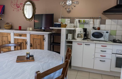 Hinx House | La Resiniere - HINX