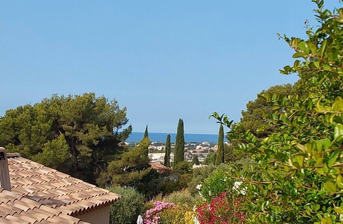 Ollioules Apartment | La Restanque - Appt climatisé