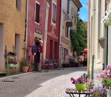 Assignan Apartment | La Retraite