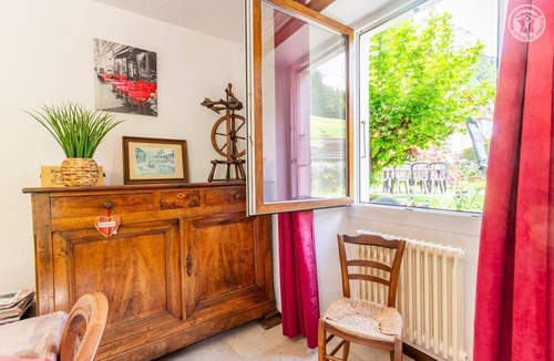 Saint-Pierre-d'Entremont House | LA RIVIERE - SAINT PIERRE D'ENTREMONT