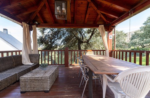 Los Angeles de San Rafael House | La Rosa De Los Vientos, Villa with Pool & Hot Tub in Sierra de Guadarrama