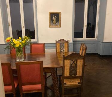 Saint-Cyr-en-Pail House | la Robiniere pour 2 a 20 personnes