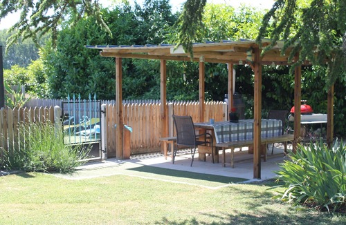Deneze-sous-le-Lude House | La Rocaille at La Cerniére with shared Pool