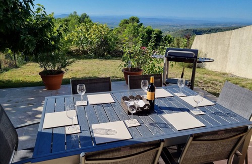 Siran House | La Rocaille - Gite with stunning Minervois views and private pool