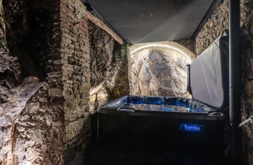 Vienne Villa | La roche étoilée - Jacuzzi